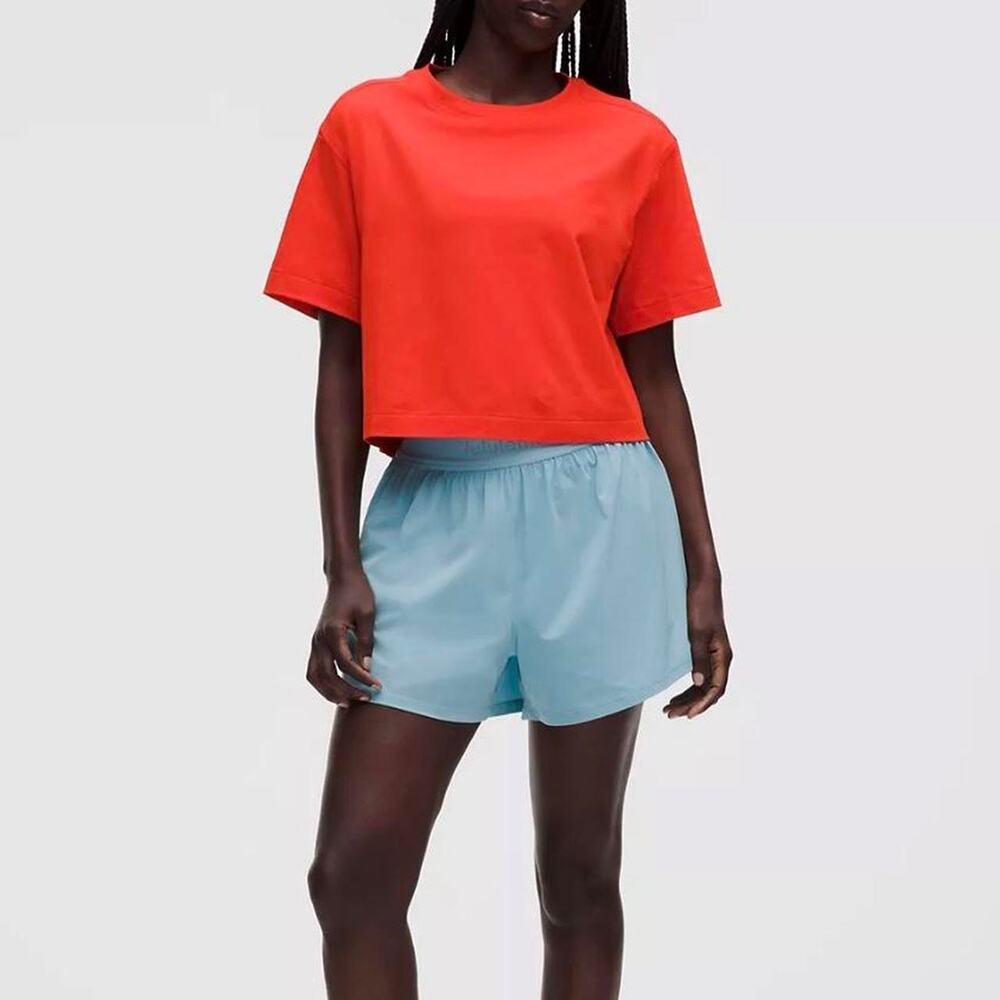 Lululemon xl NWT red cropped tee
